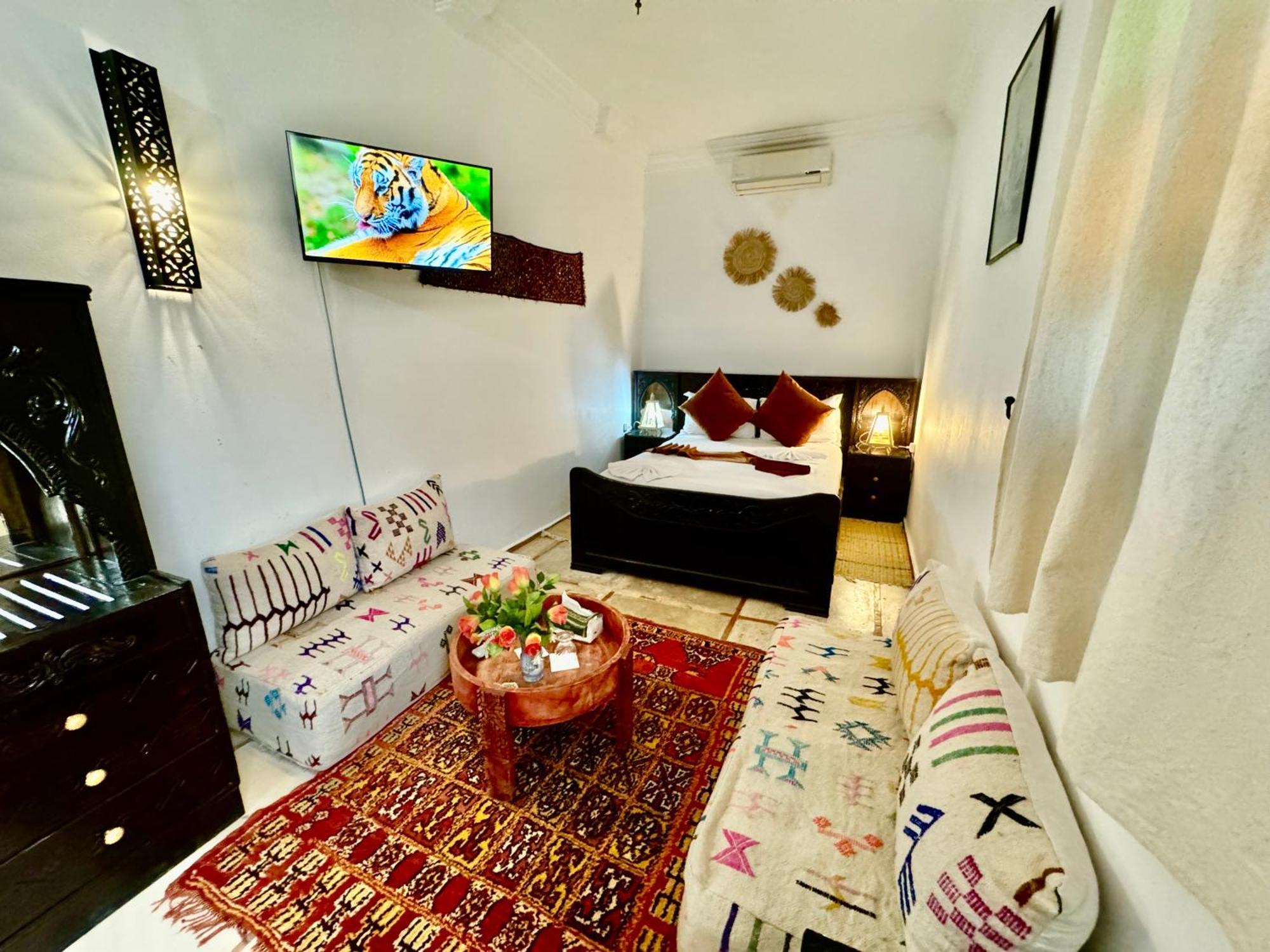 Riad Iklil Marrakesh Luaran gambar
