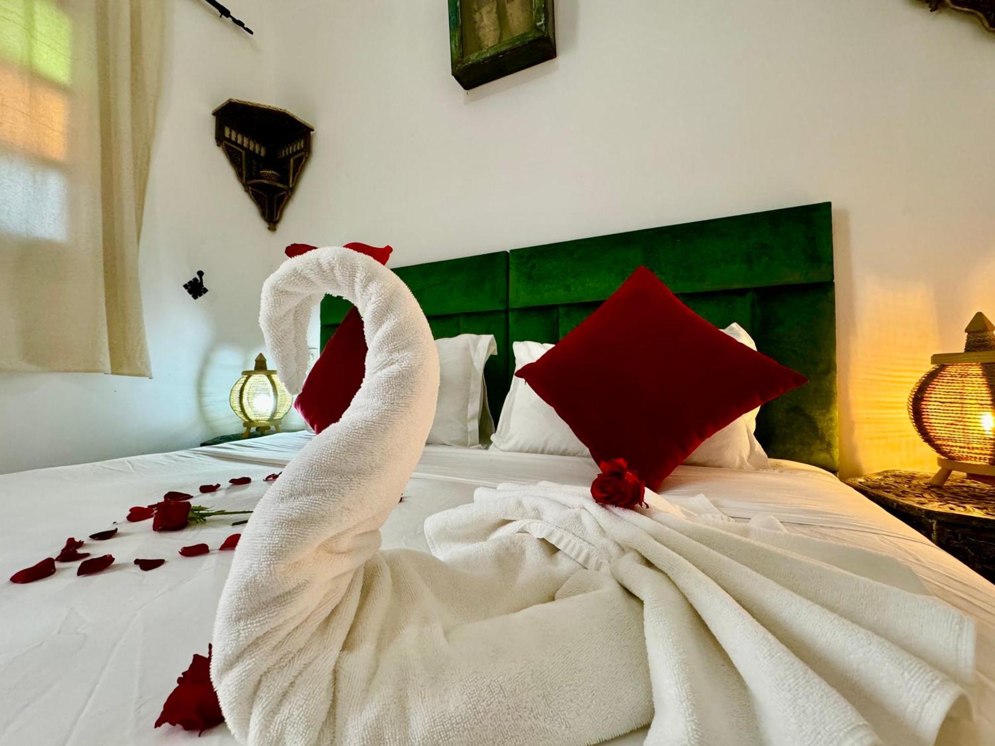 Riad Iklil Marrakesh Luaran gambar